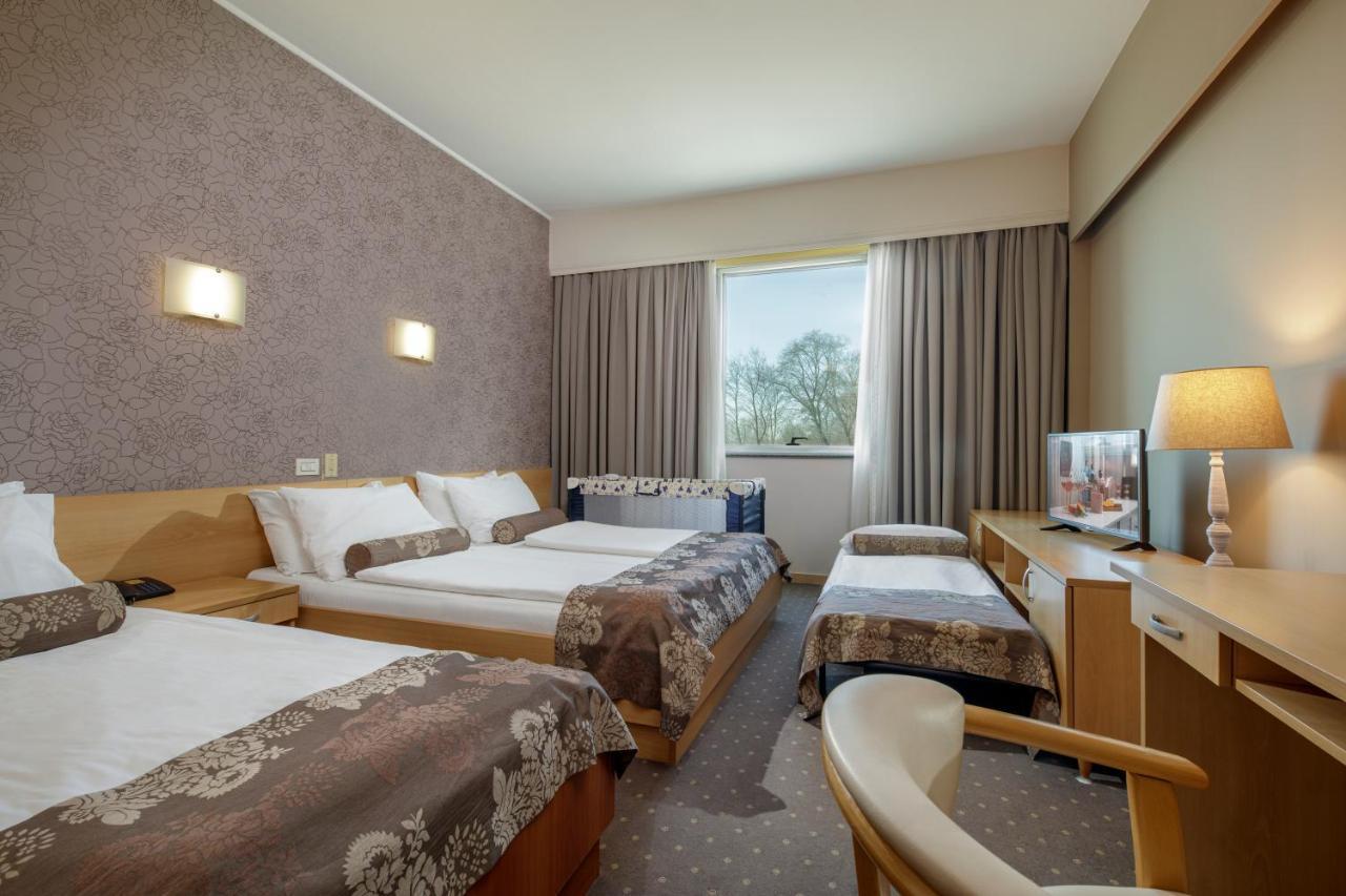 Hotel Zovko Zagreb Sesvete Eksteriør billede