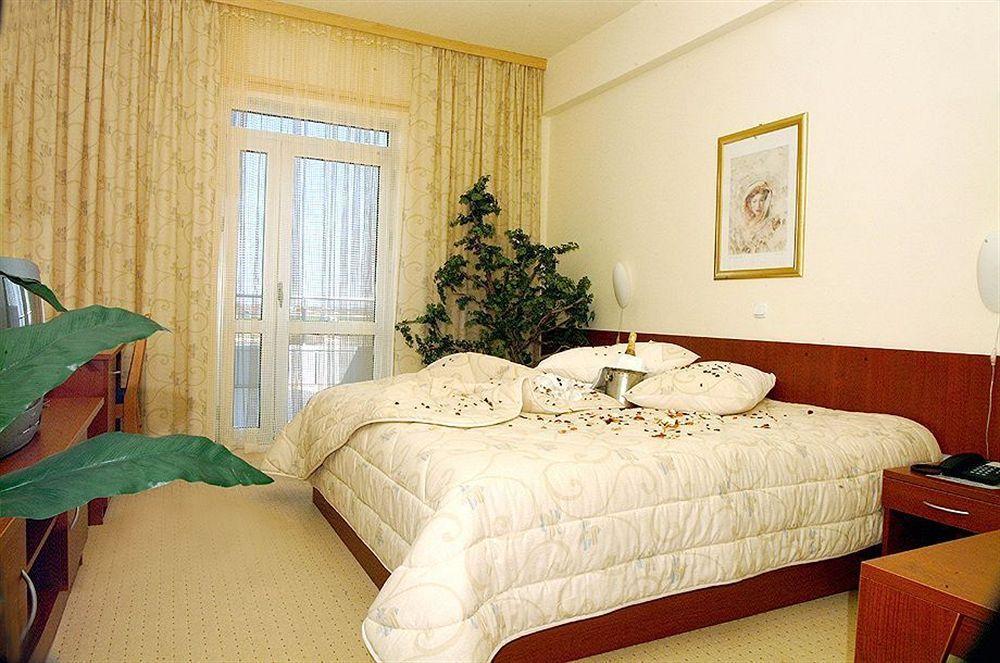 Hotel Zovko Zagreb Sesvete Eksteriør billede